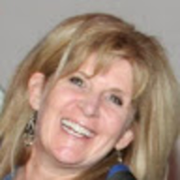 Meet your Posher, Carla - Picture 1 of 1